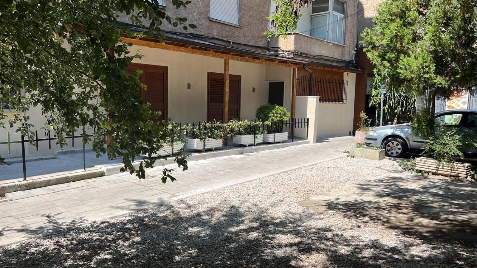 Pietro Guesthouse 3 티라나 외부 사진